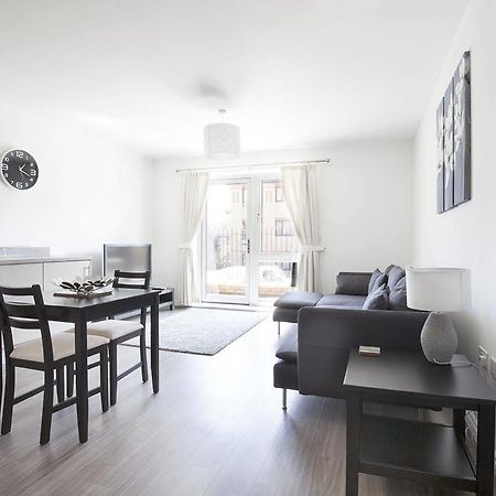 Campbell Park - City Stay Apartments 밀턴 케인즈 외부 사진